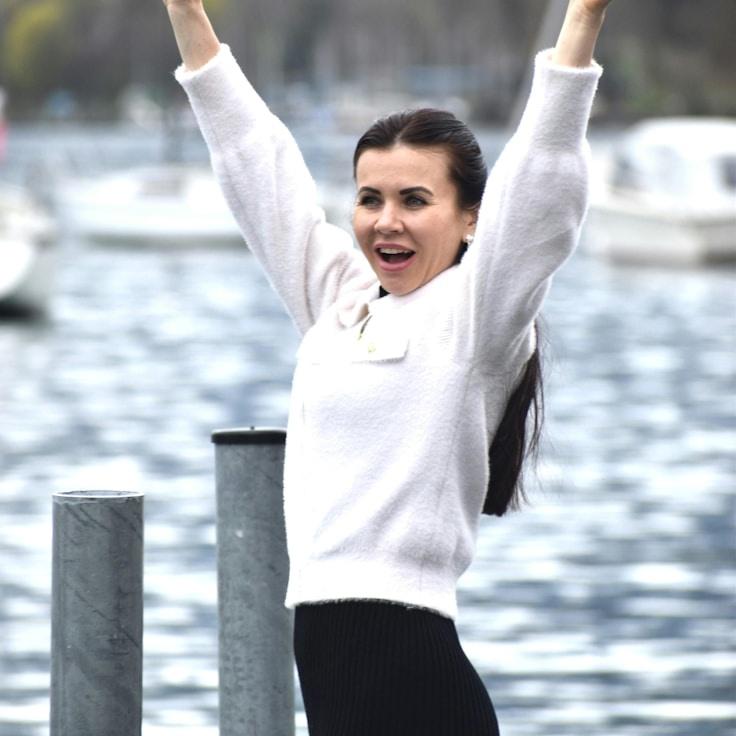 Portrait of Lena Moretti, community mentor and Italian cuisine specialist